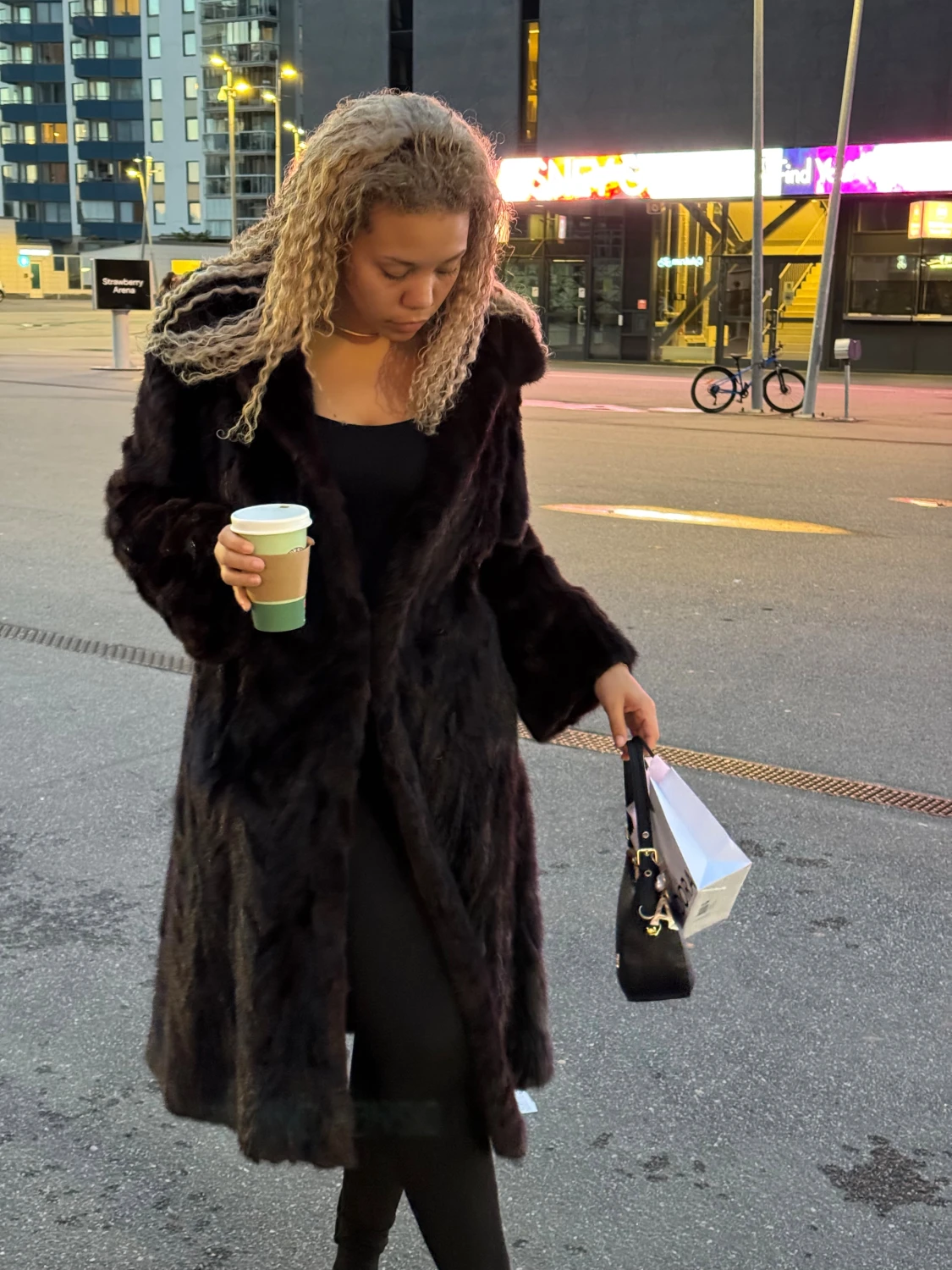 Lång pälsjacka - 3