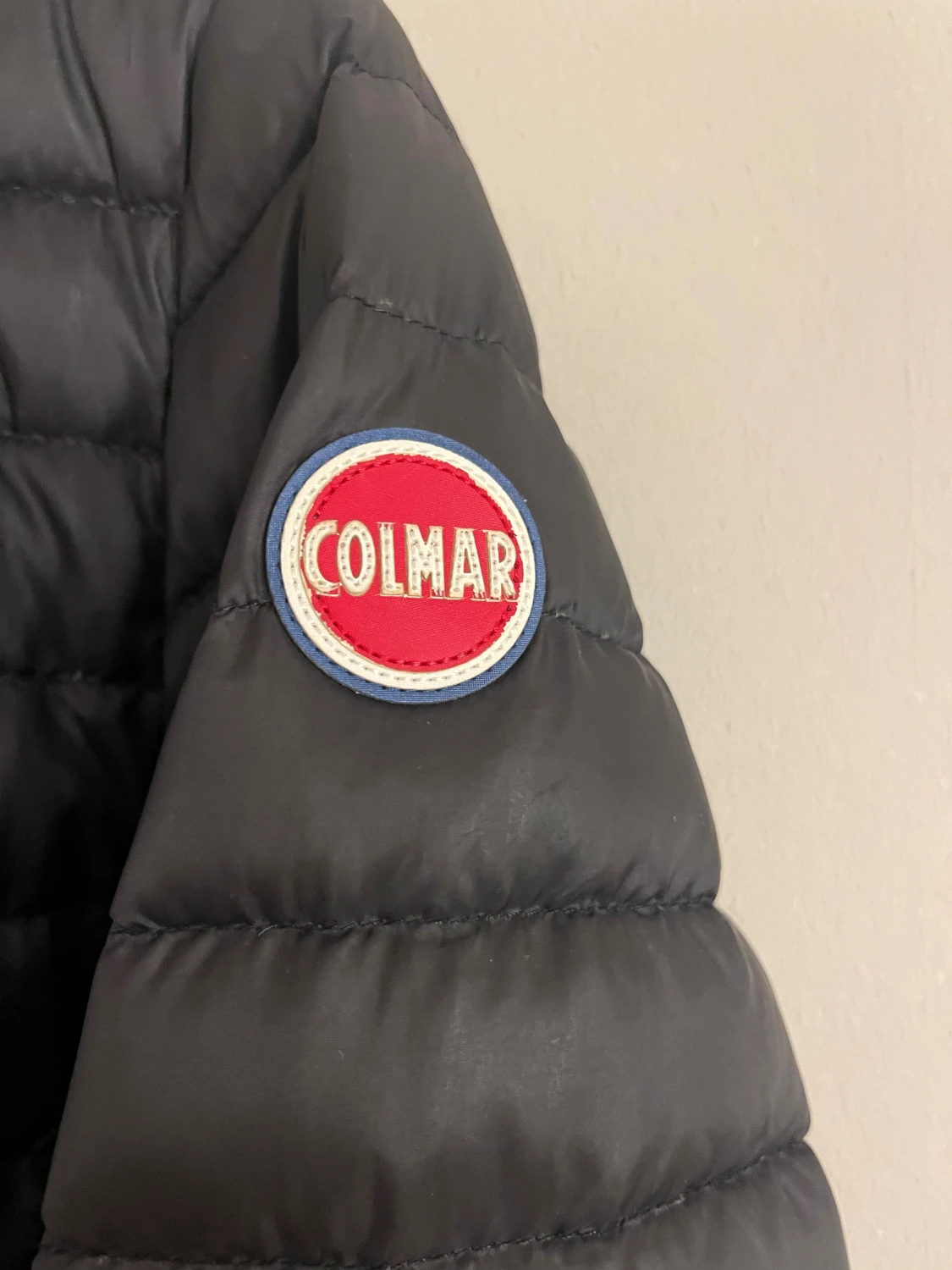 Svart pufferjacka från Colmar - 2