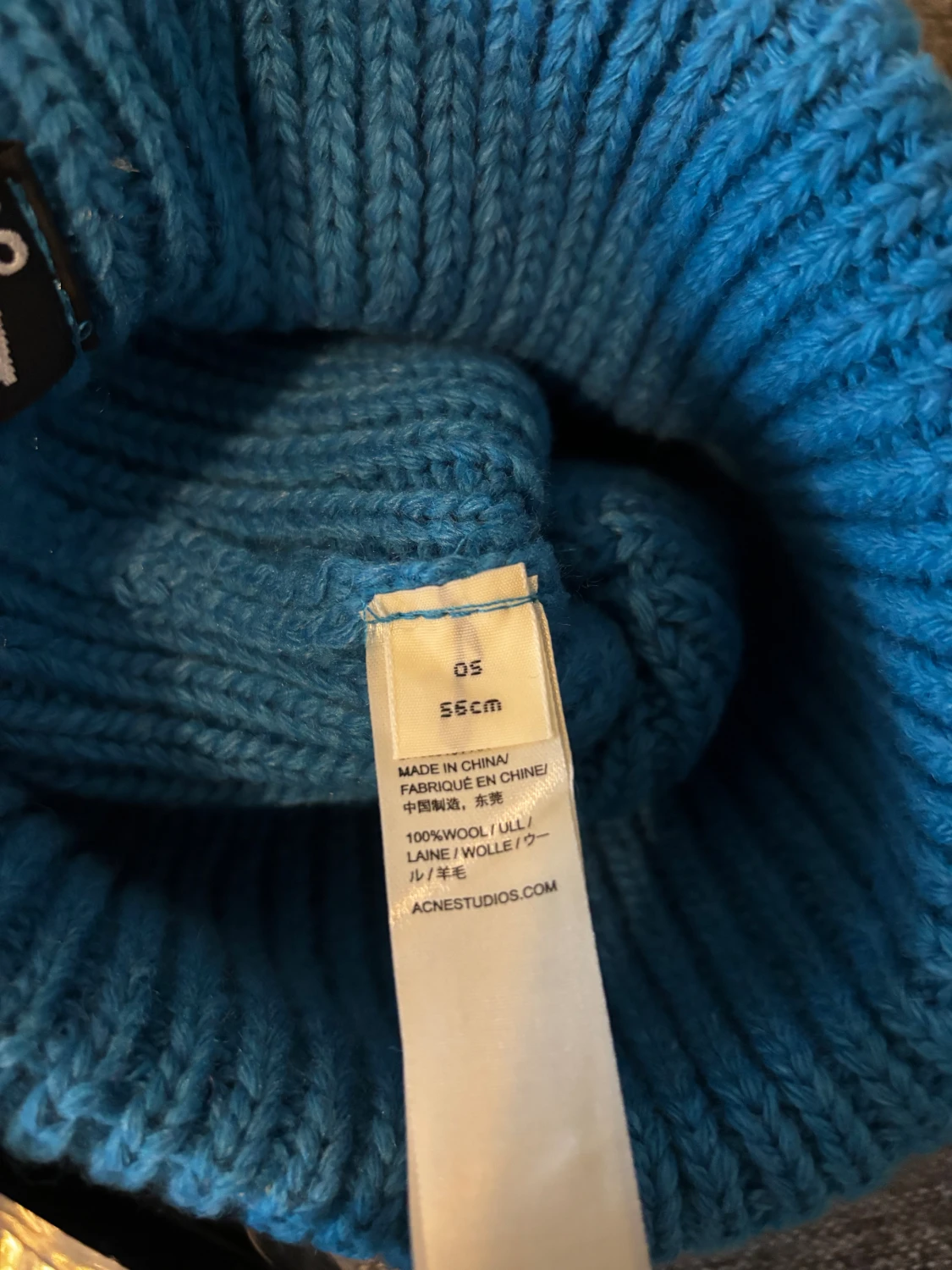 Blå mössa från Acne Studios - 3