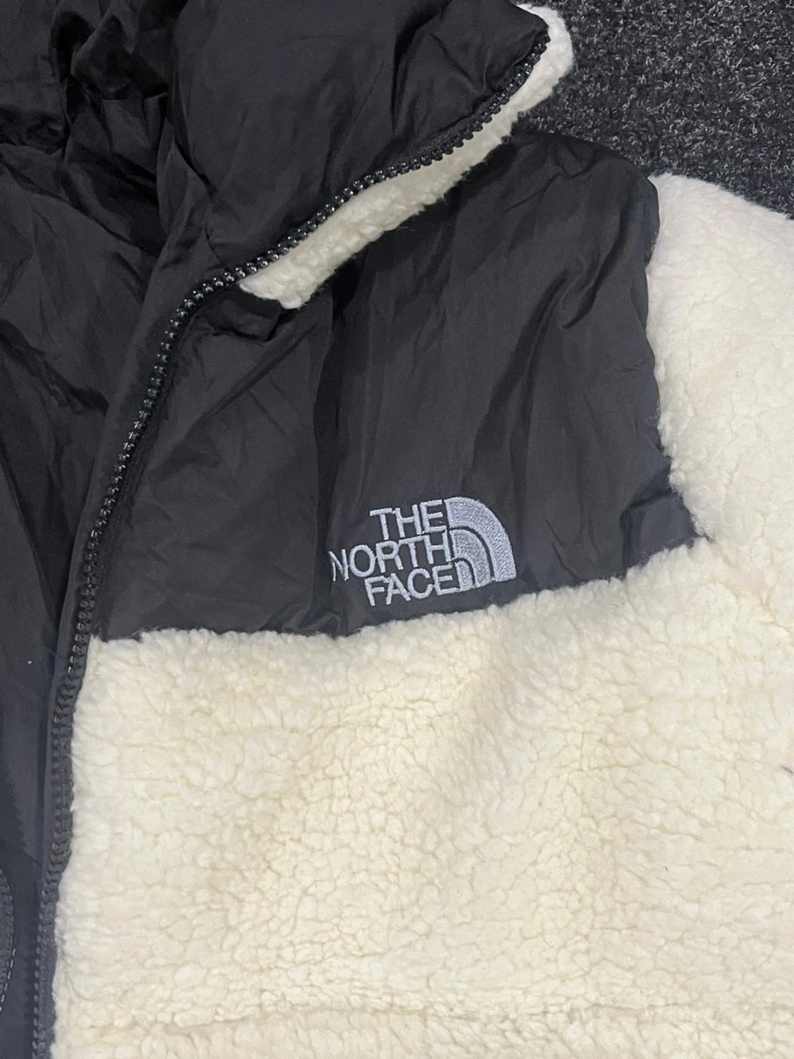 Vit teddyjacka från The North Face - 1