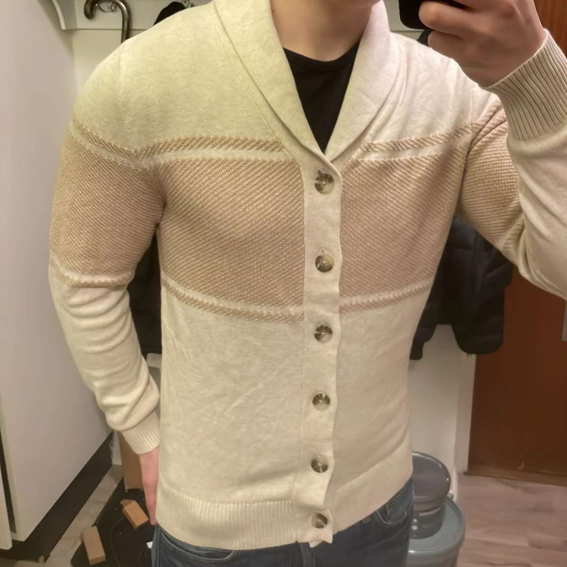 Beige stickad cardigan - 1