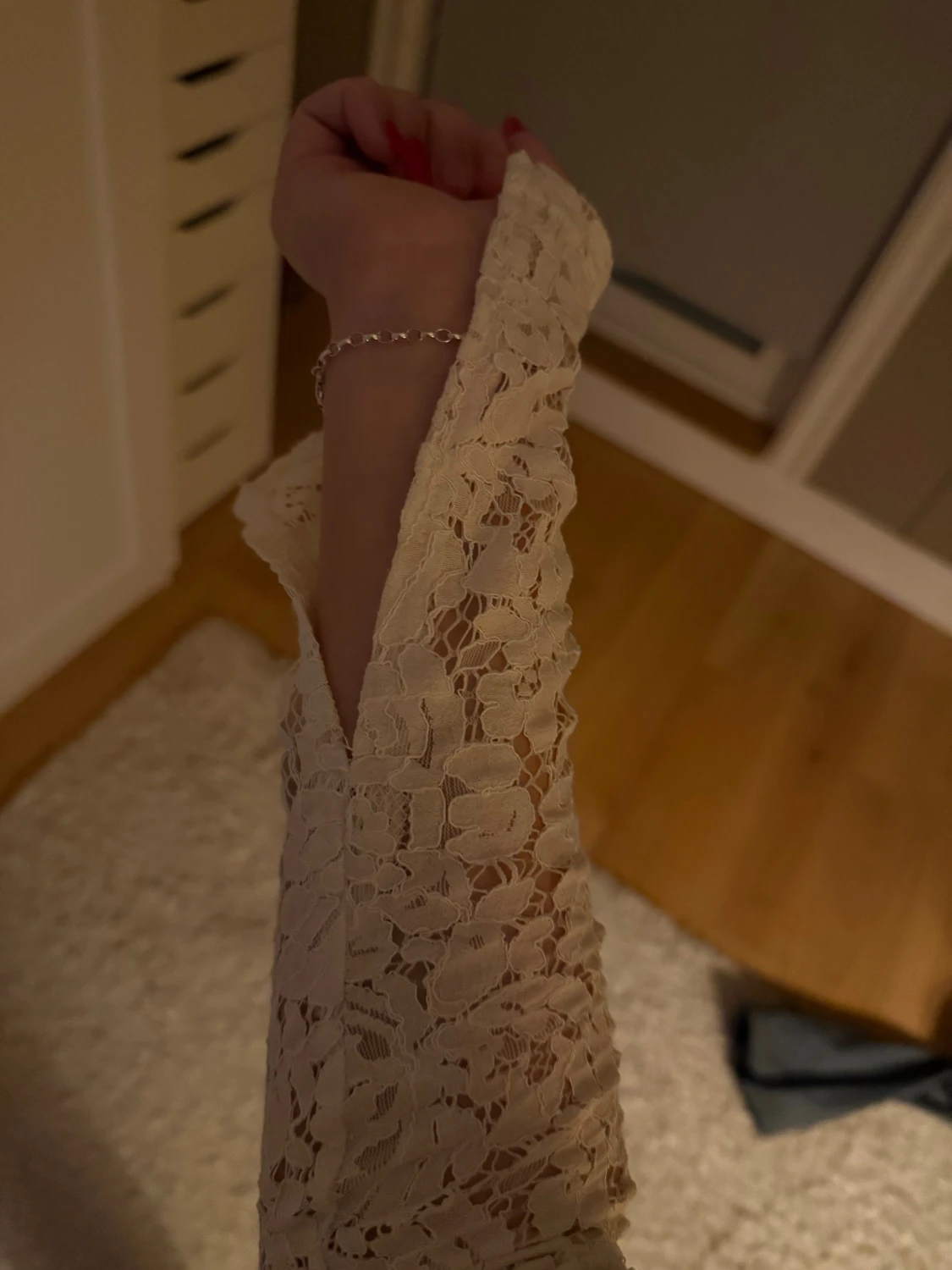 Vit spetstopp från Ginatricot  - 2