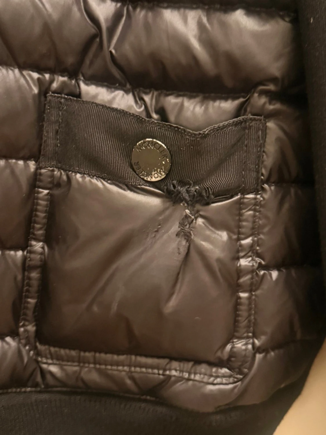 Svart Moncler jacka  - 1