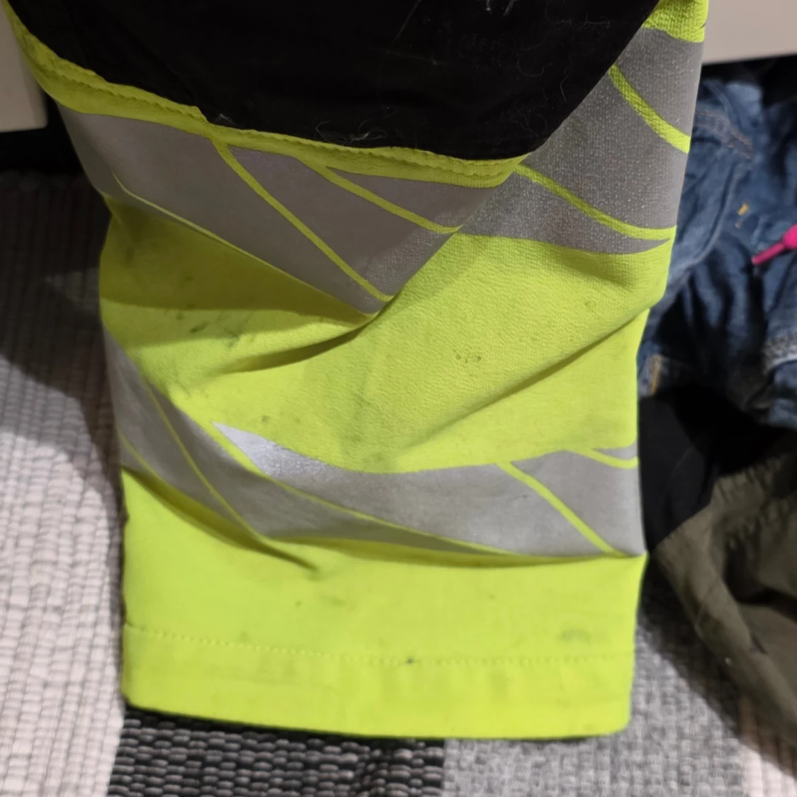 Svarta arbetsbyxor Mascot Safe med reflex - 1