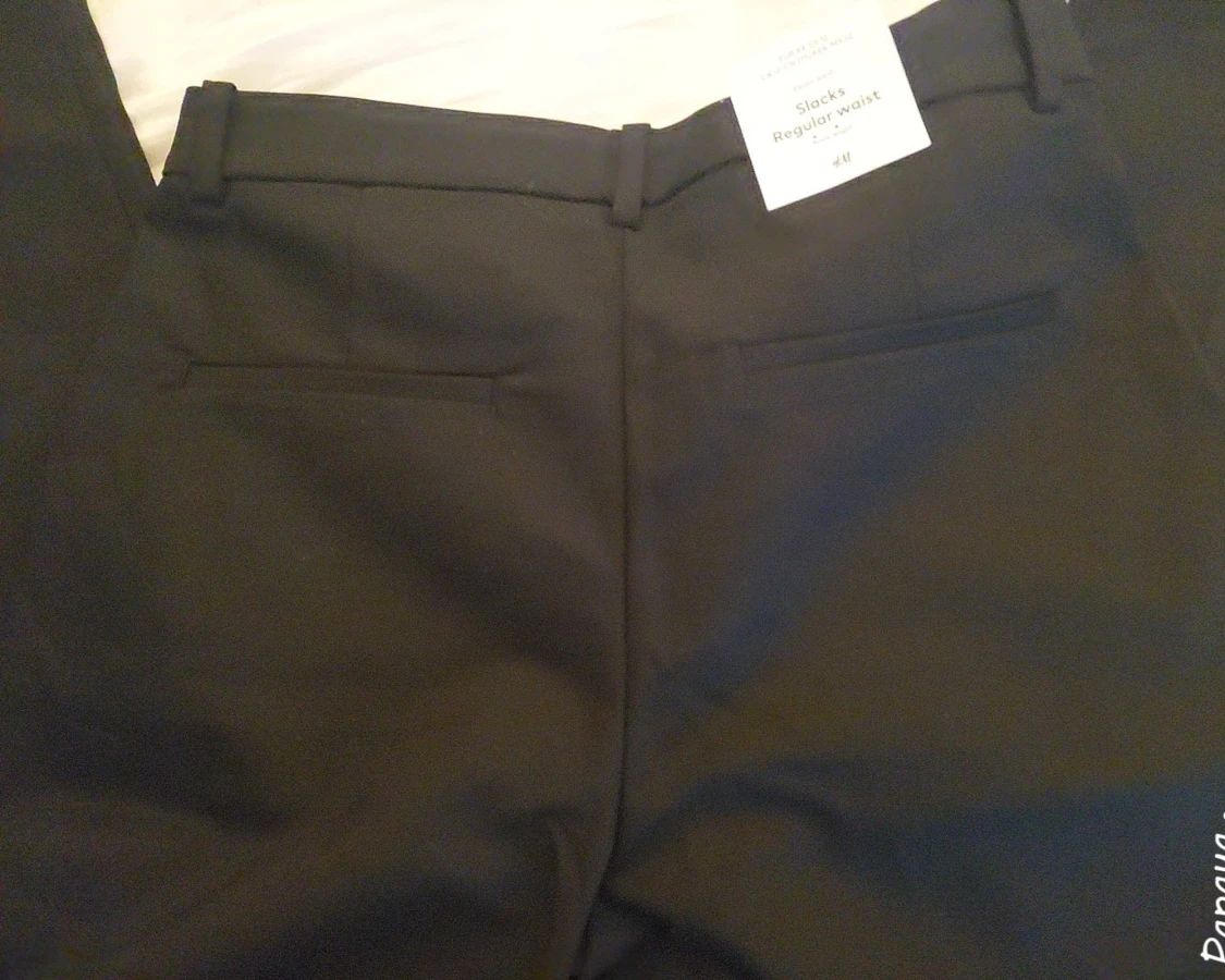 Svarta kostymbyxor från H&M, strl 44 - 6