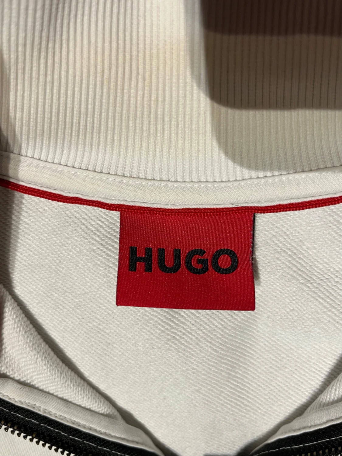 Vit half zip tröja från Hugo Boss - 4