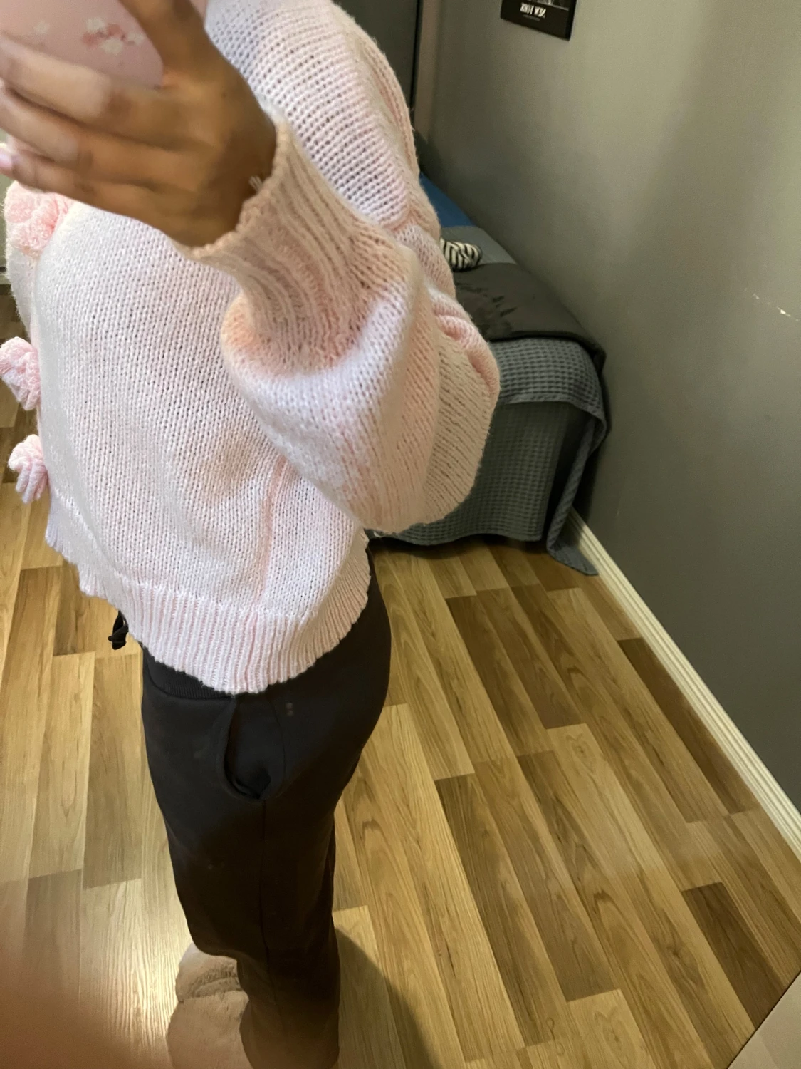 Ljusrosa stickad kofta med blommor - 3