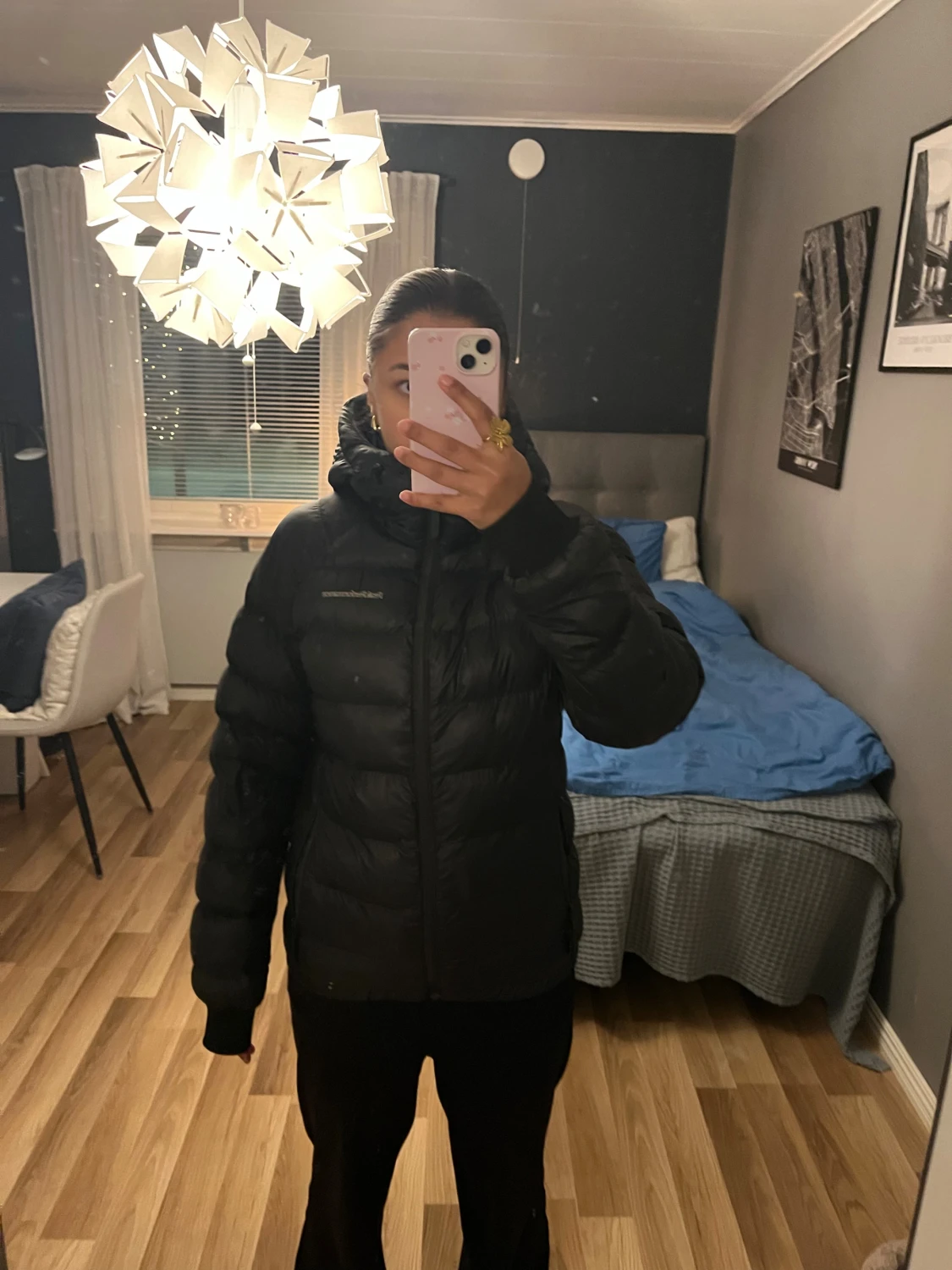 Svart Peak Performance dunjacka