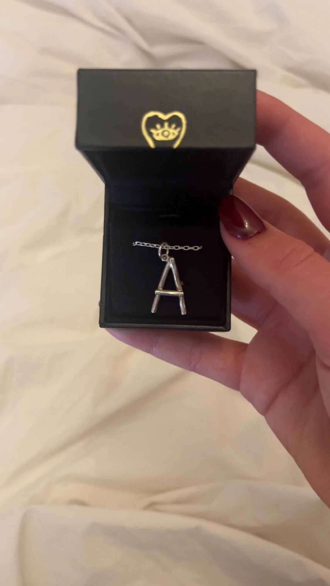 Maria Nilsdotter bokstavshalsband  - 1