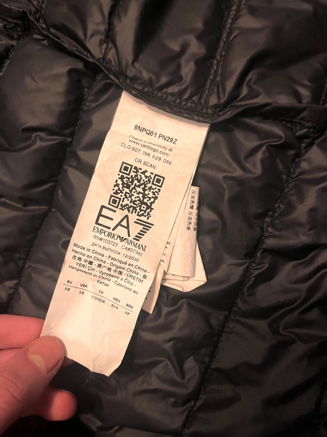 Svart dunväst från EA7 Emporio Armani - 2