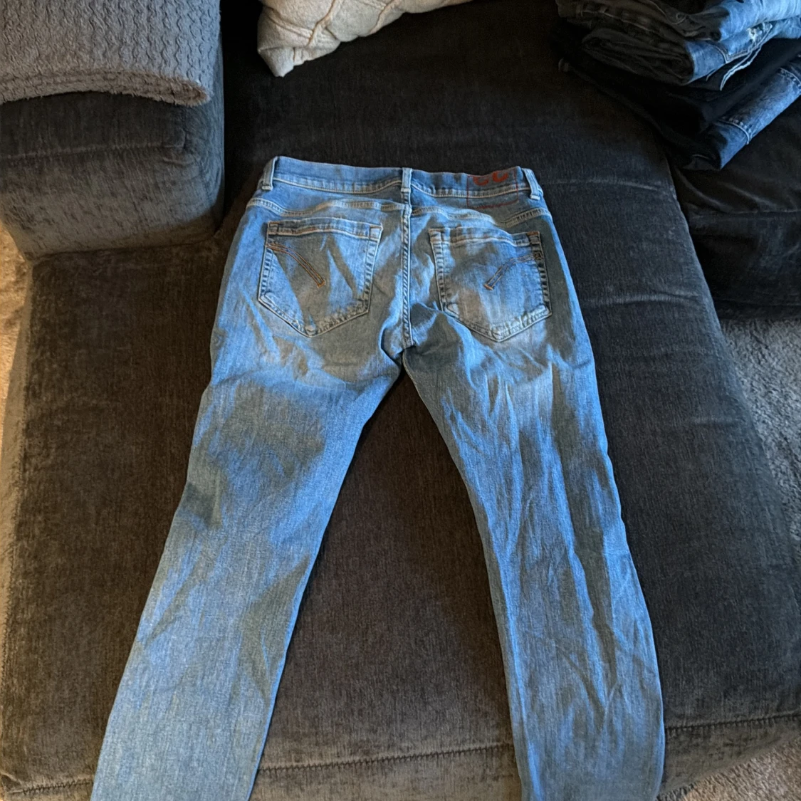 Dondup ljusblå jeans strl 33 - 2