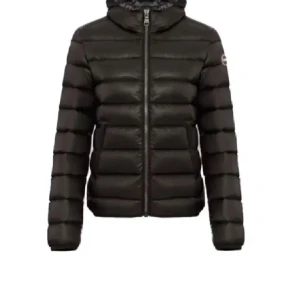 COLMAR JACKA - Jättesnygg colmarjacka i superbra skick💞köpte förra året och endast använd ett fåtal gånger💞sitter jättebra på mig som har strlk S ungefär i vanliga fall men passar nog även xs bra, tillräckligt varm för vintern och jätteskön💞