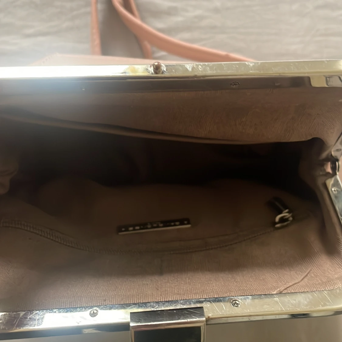 Ljusrosa handväska från David Jones - 4