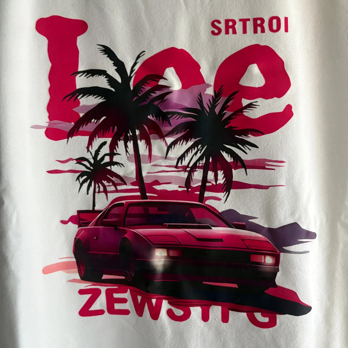 Vit t-shirt med biltryck - 2