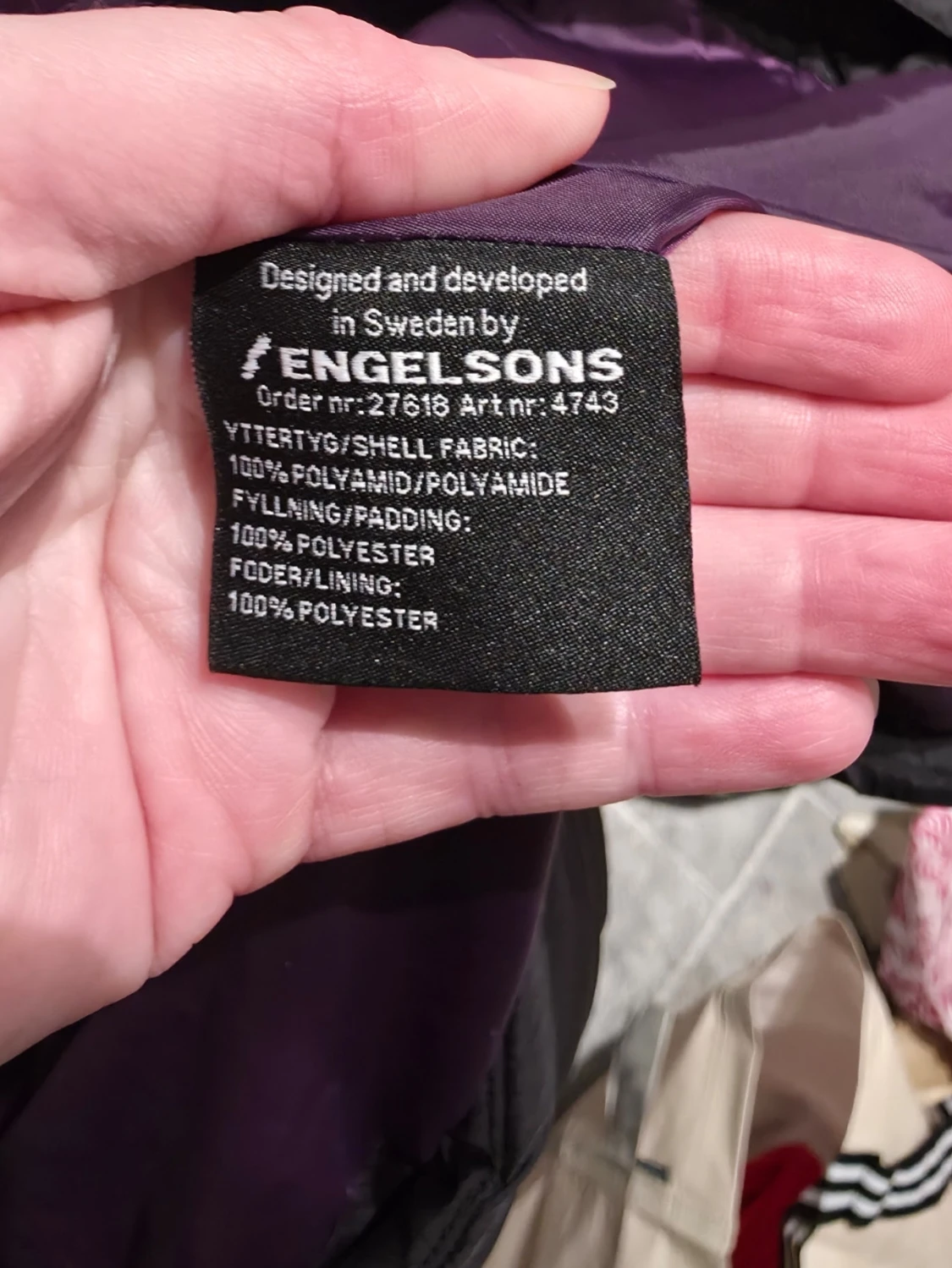 Svart pufferjacka från Engelsons - 2