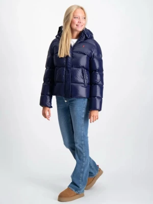 Mörkblå pufferjacka från Ralph Lauren XS - Pufferjacka i gott skick, men med synlig vit söm vid dragkedjan (därav det lägre priset). Jackan är från Kids brand store och har barnstorleken XL som ungefär motsvarar XS. Säljer då den blivit för liten för mig!