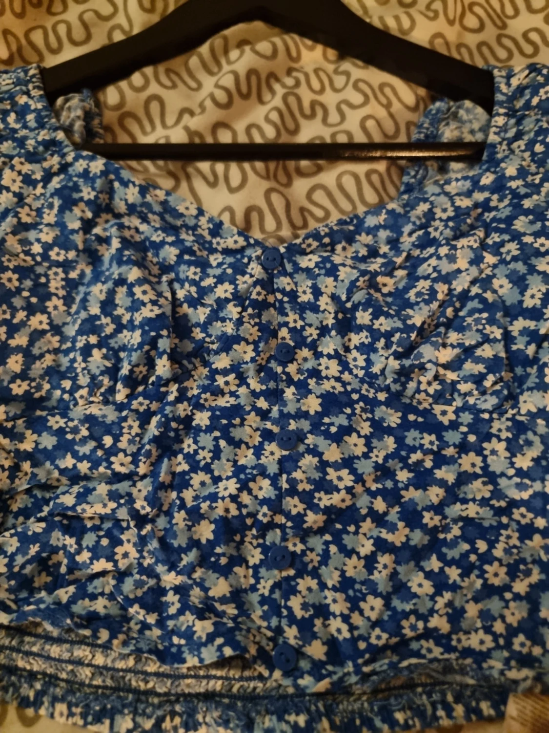 Blommig blå croppad blus med knappar - 2