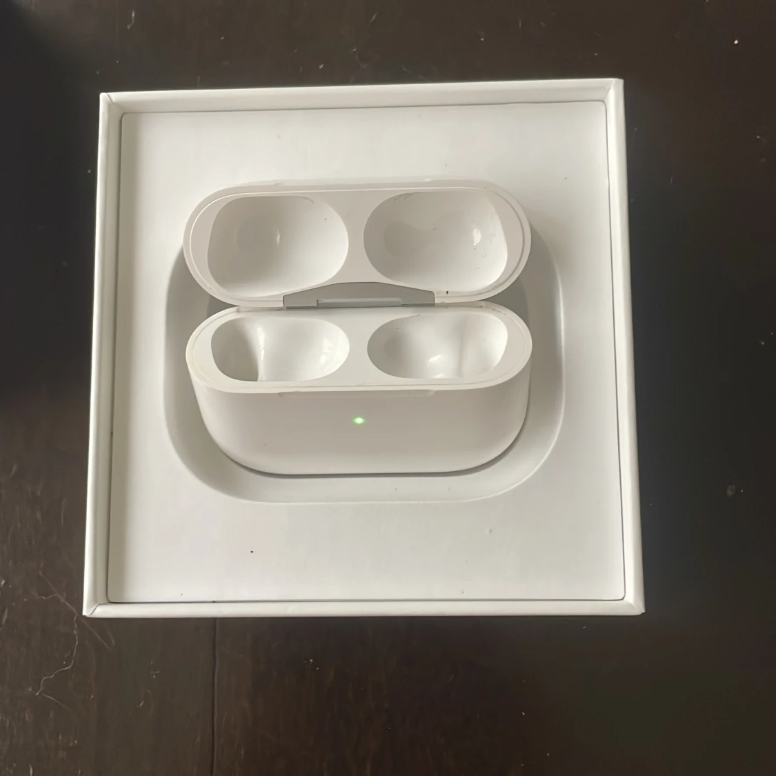 AirPods Pro gen 2 endast laddningsetuit  - 2