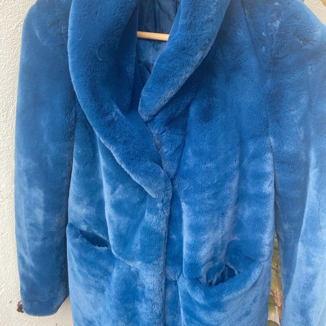 Blå pälsjacka från Vero Moda XS - 1