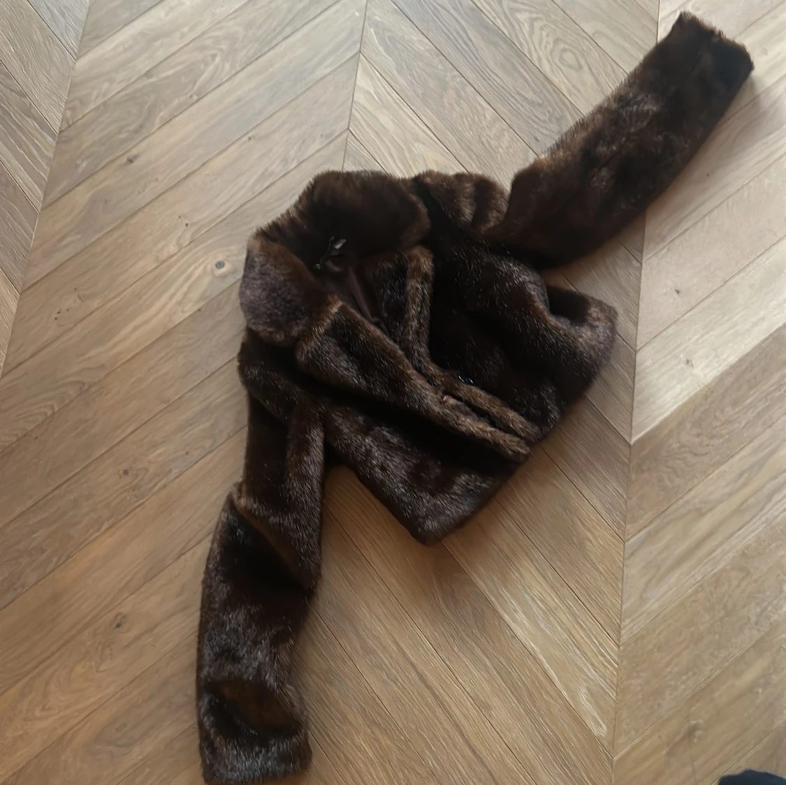 Mörkbrun pälsjacka - 1