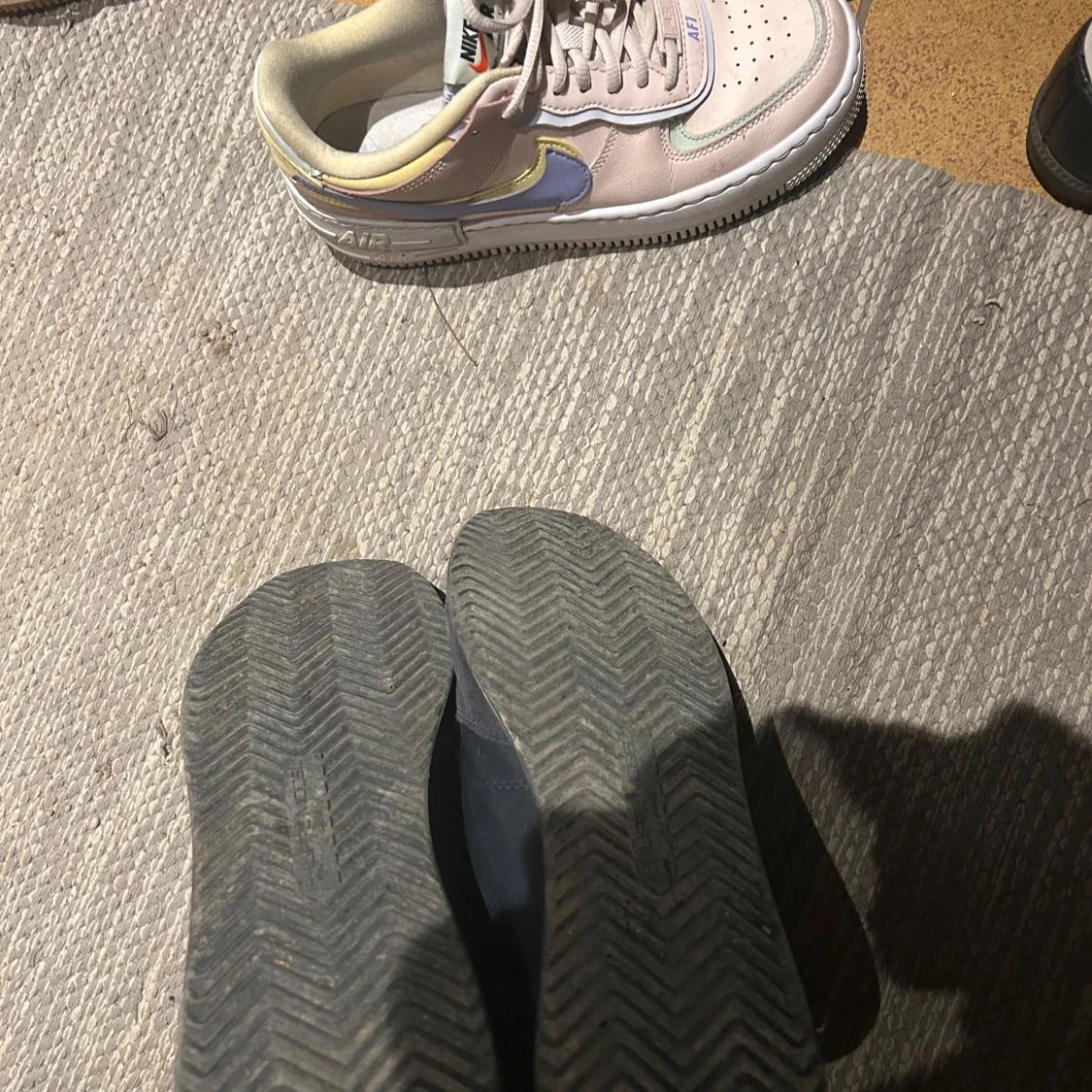 Philip model trainers - 3