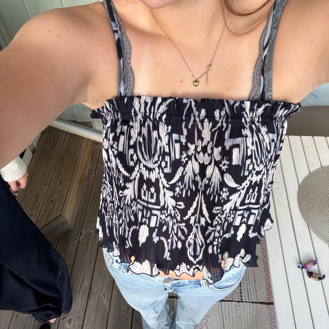 Mönstrad mörkblåvit linnetopp - 1