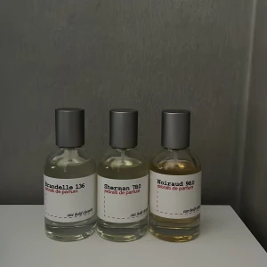 Tre parfymer One Bold Chemist - Brandelle 136, Sherman 78.0 och Noiraud 98.0 från One Bold Chemist. Fick dom ifrån julkalendern i vintras. Alla små parfymer skickas även med pga att de inte används
