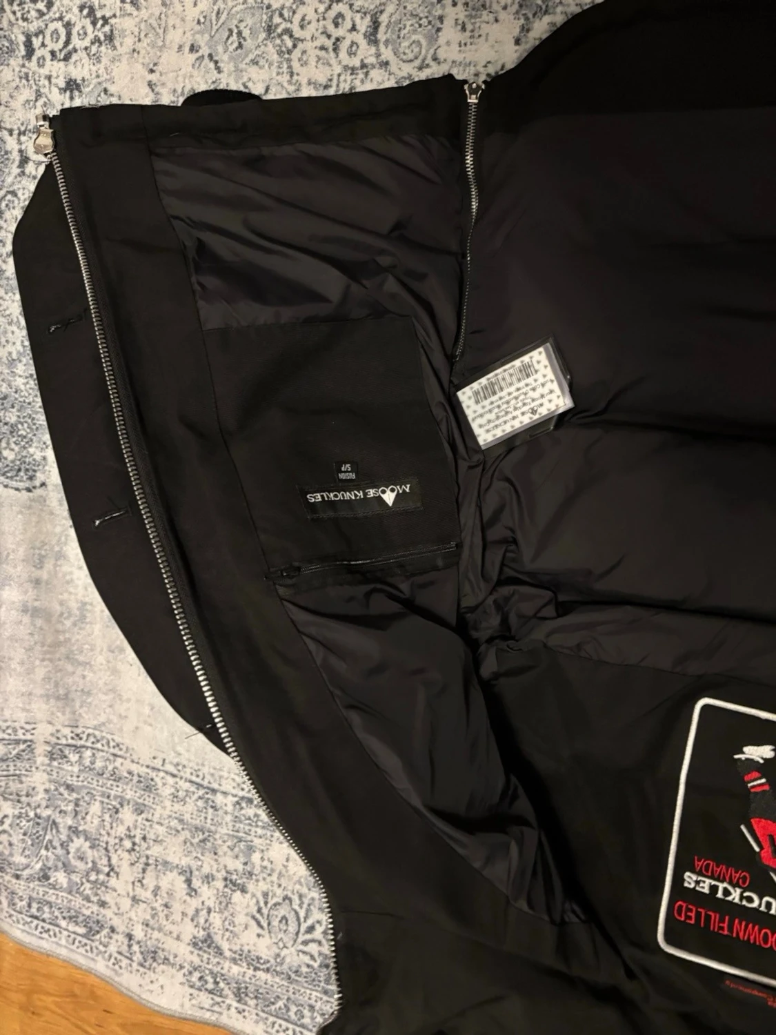 Svart Moose Knuckles dunjacka S - 1