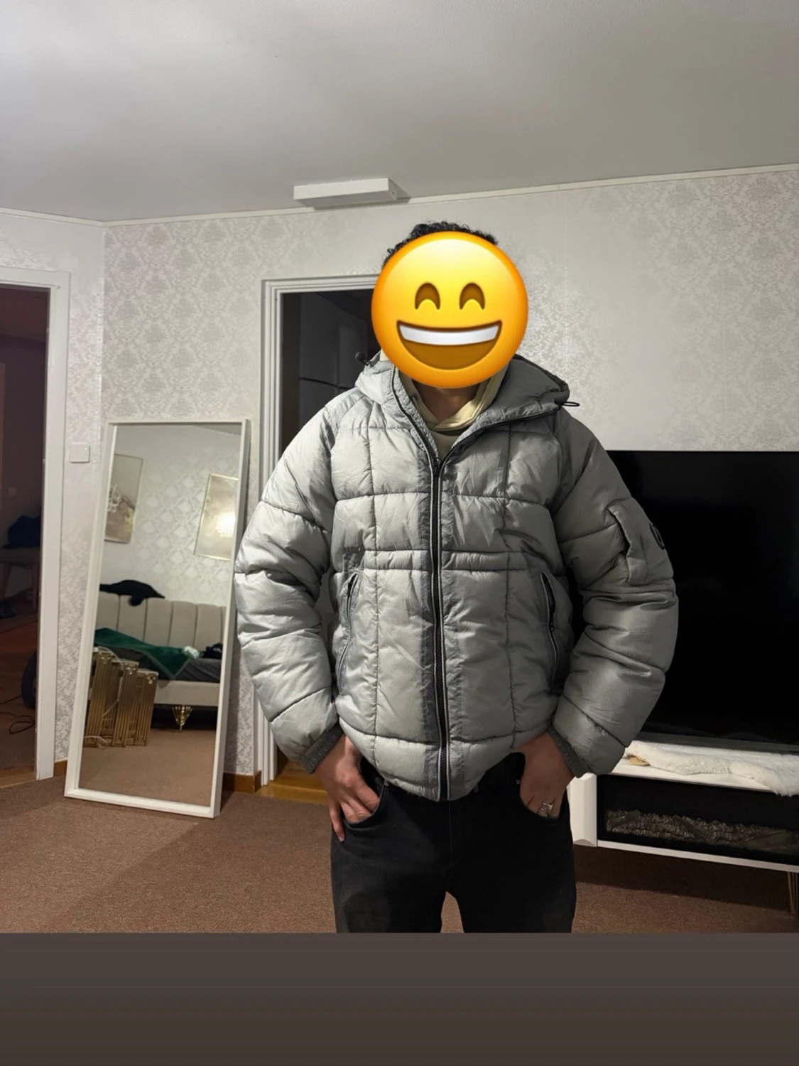 Grå pufferjacka med huva - 2