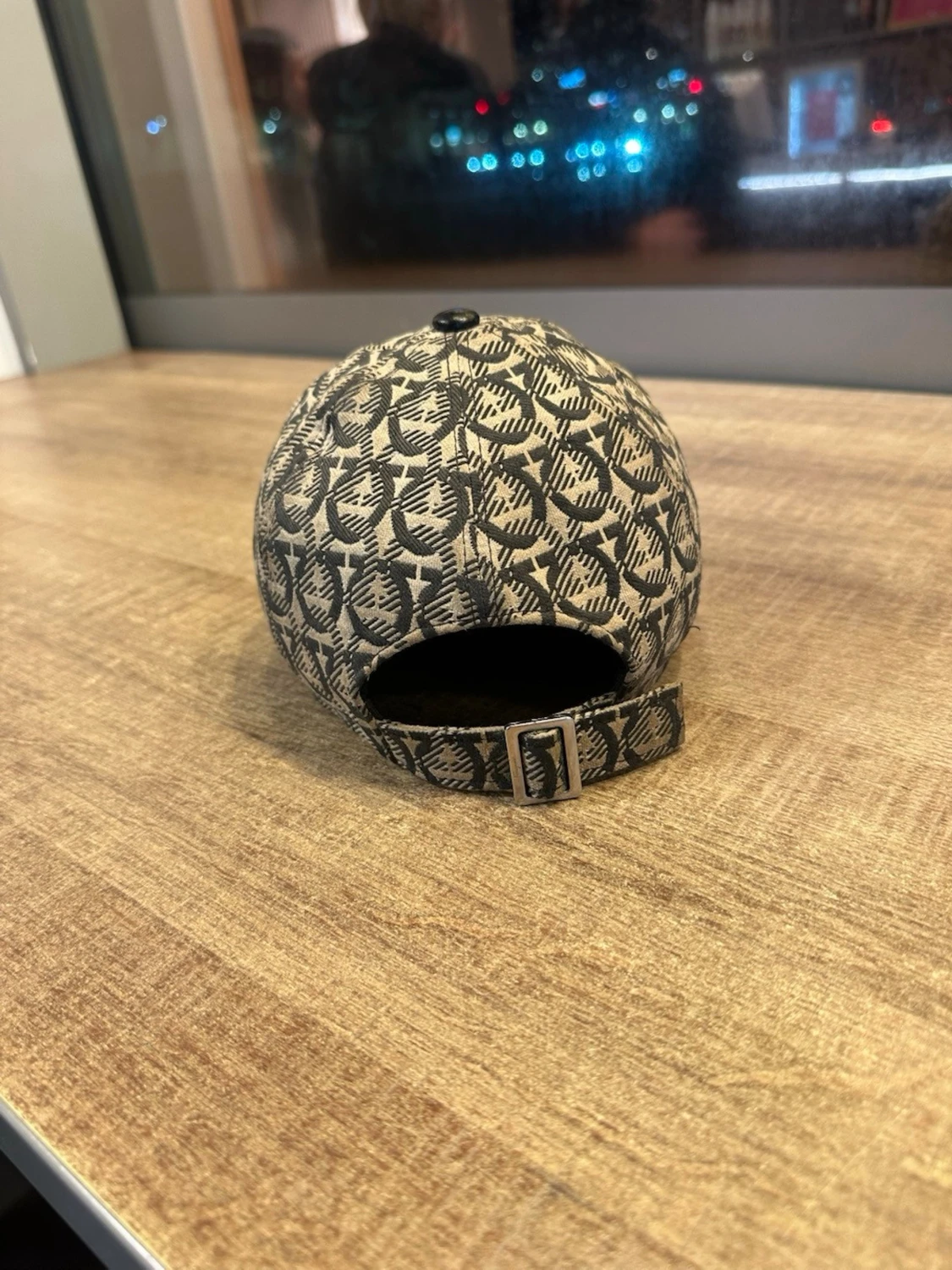 Salvatore Ferragamo keps  - 3