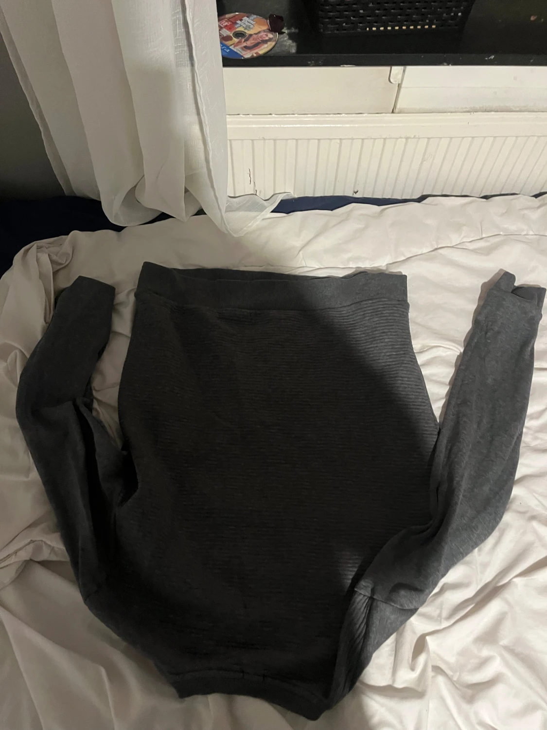 Mörkgrå sweatshirt från Esprit - 2