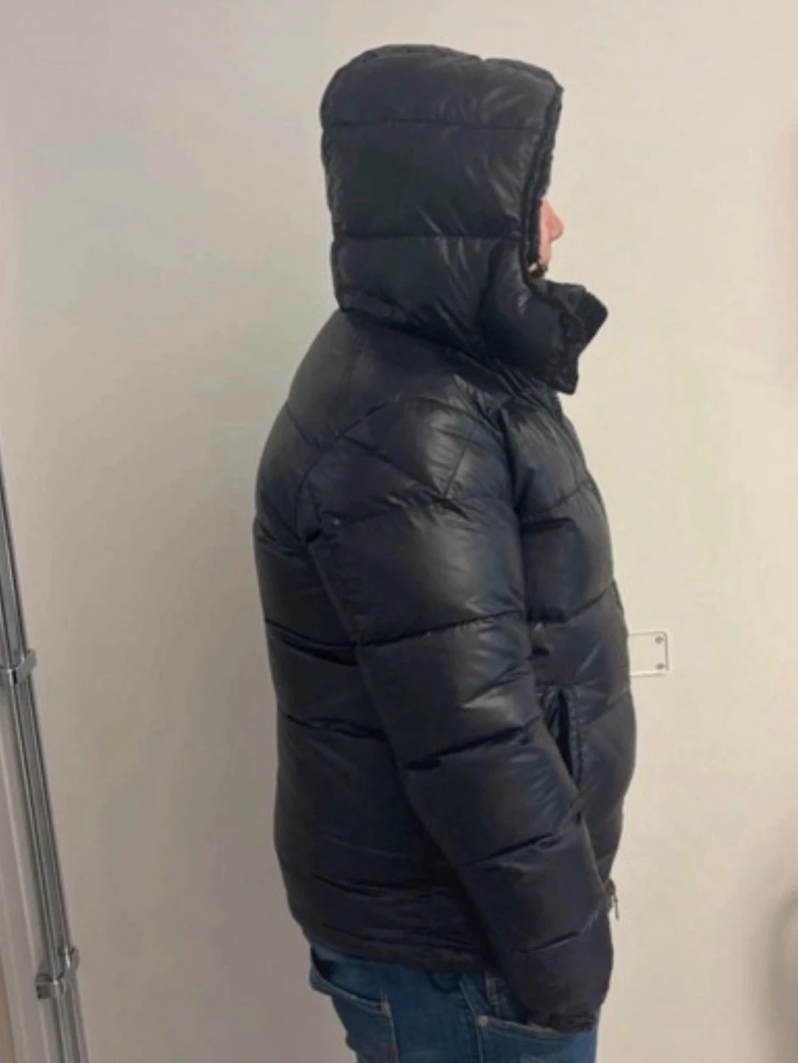 Svart Moncler pufferjacka med huva - 2
