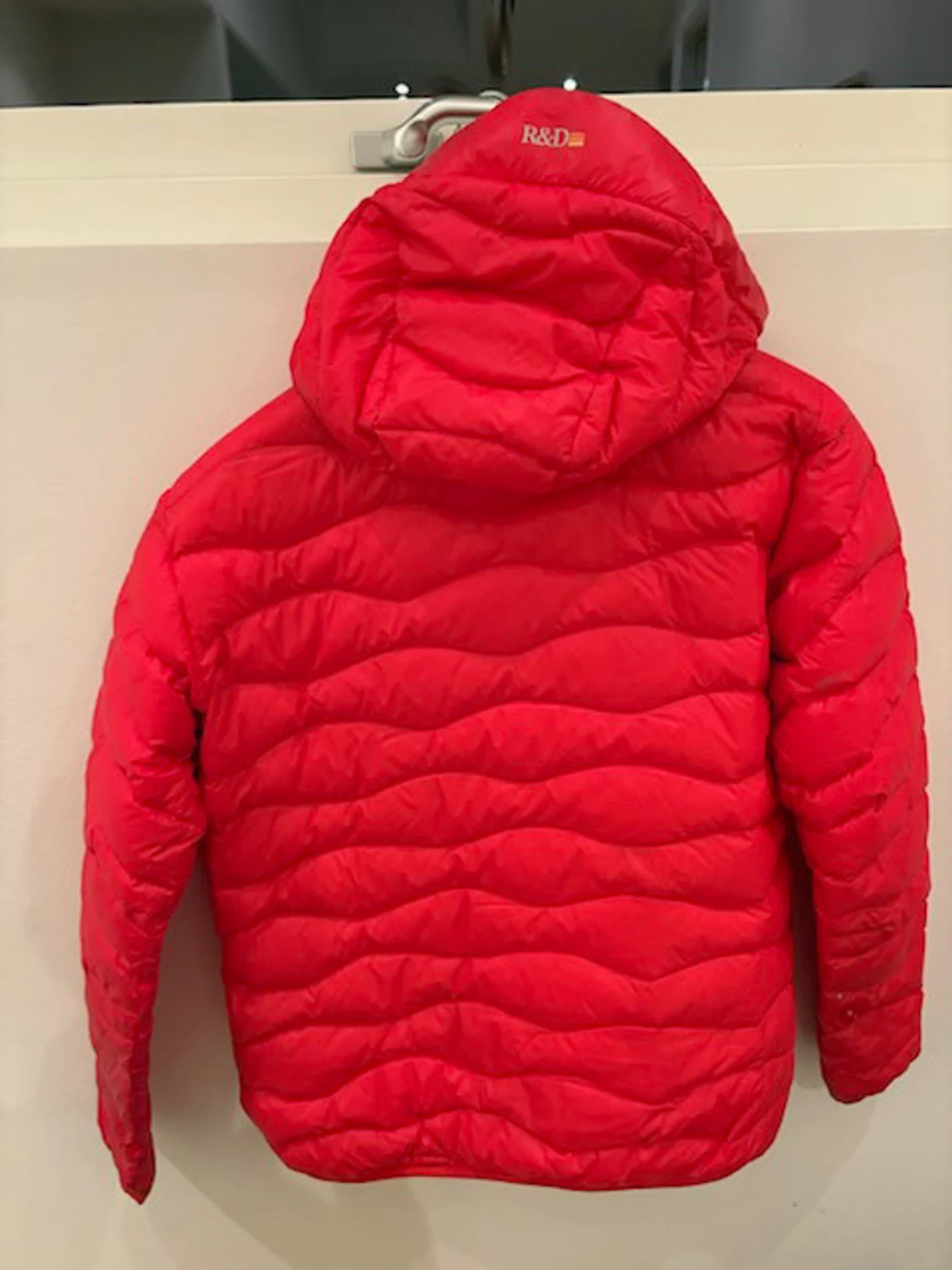 Röd dunjacka Peak Performance S - 1