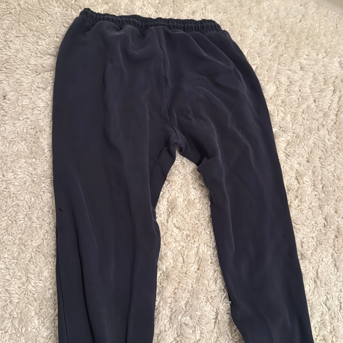 Mörkblå mjukisbyxor från Hugo Boss - 1