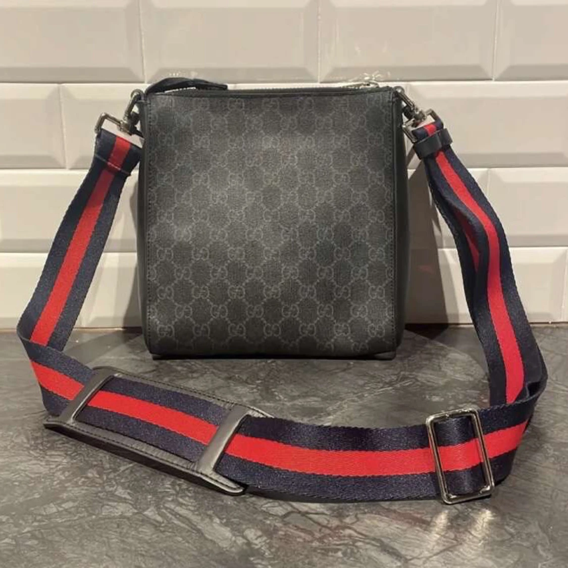 Fet svart GG armväska - 1