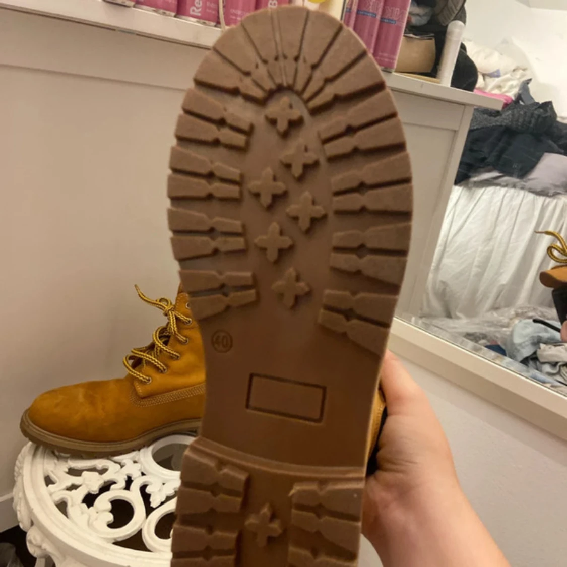 Gula boots från Agora i mocka - 2