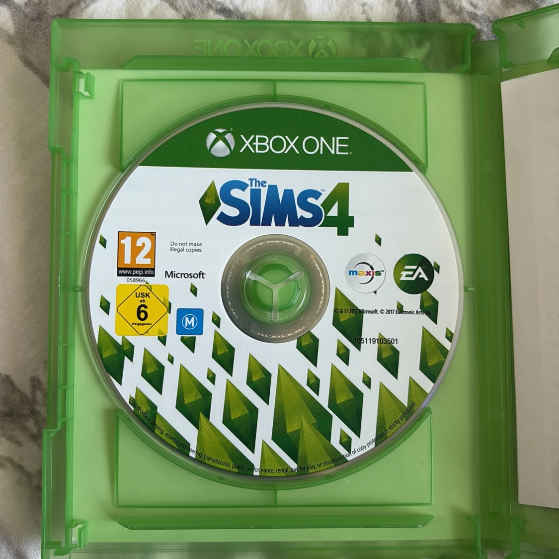 The Sims 4 (Xbox One) - 2