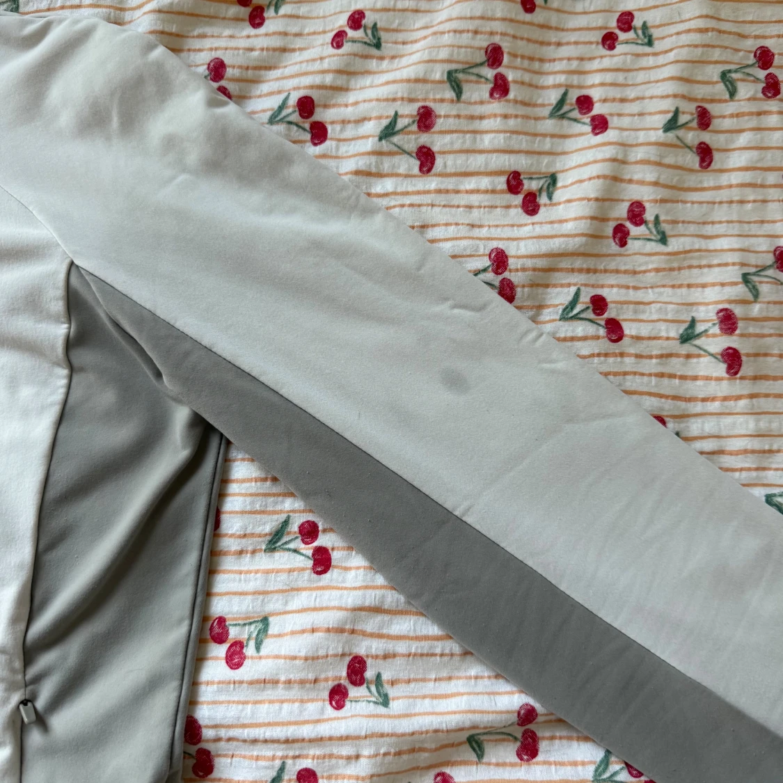 Vit och grå zip-up jacka - Oysho - 4