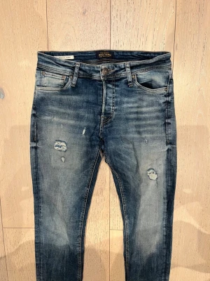 Jack & Jones jeans  - Skick: 9.5/10 | modell: slim fit / Glenn 