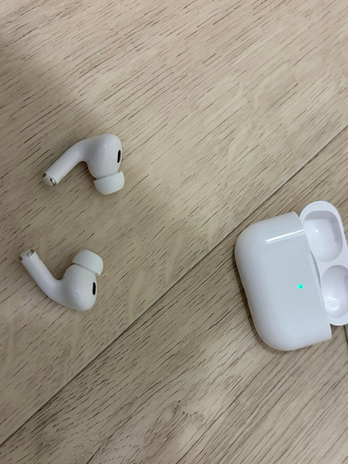 AirPods 2 Pro - 1