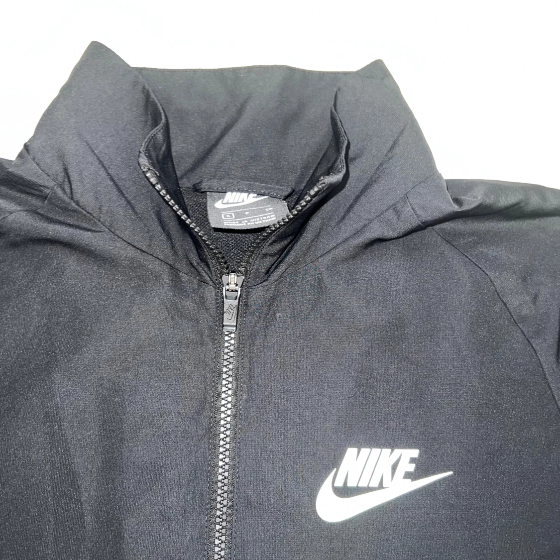 Svart vindjacka från Nike, storlek S - 1