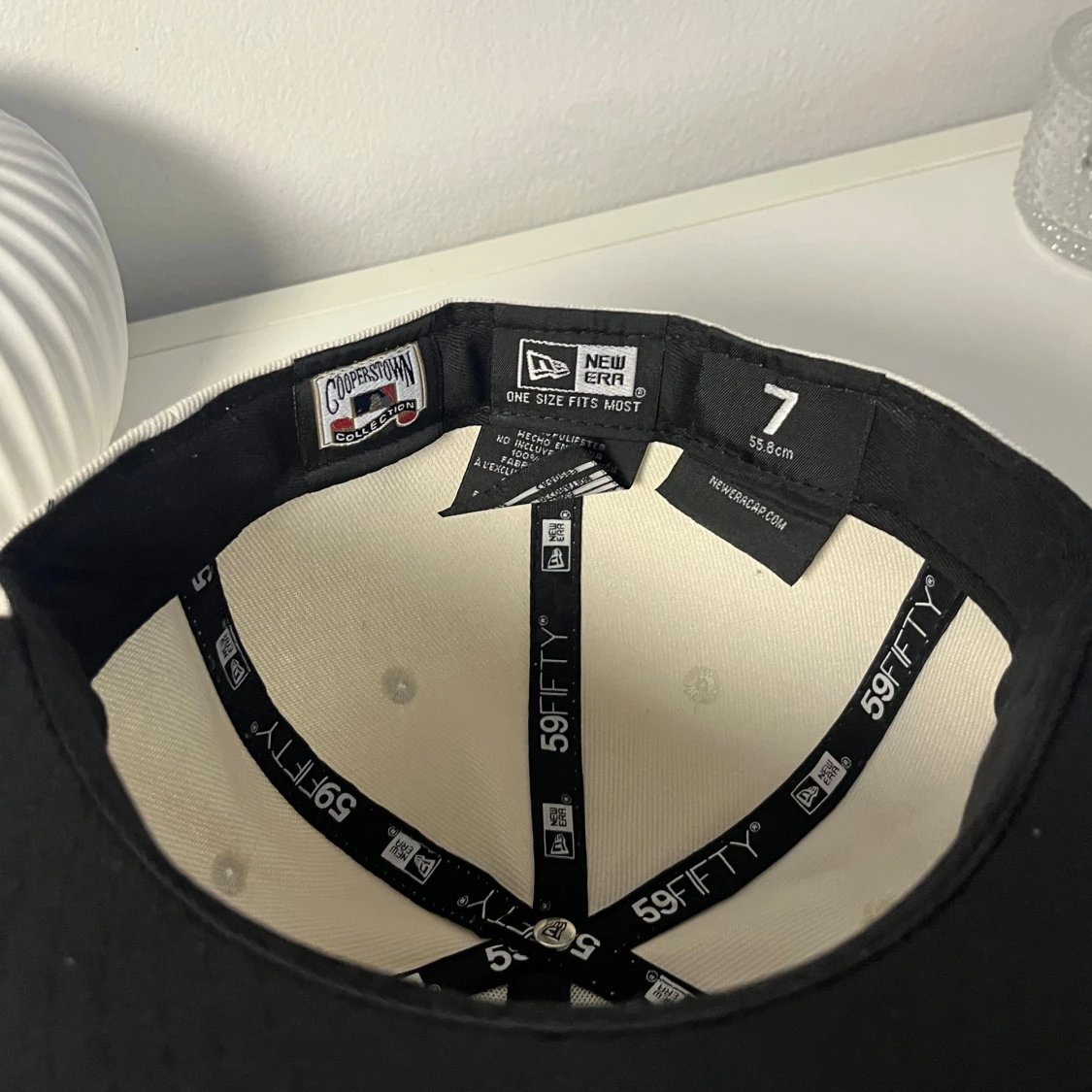 LA Keps Svart och Vitt - 2