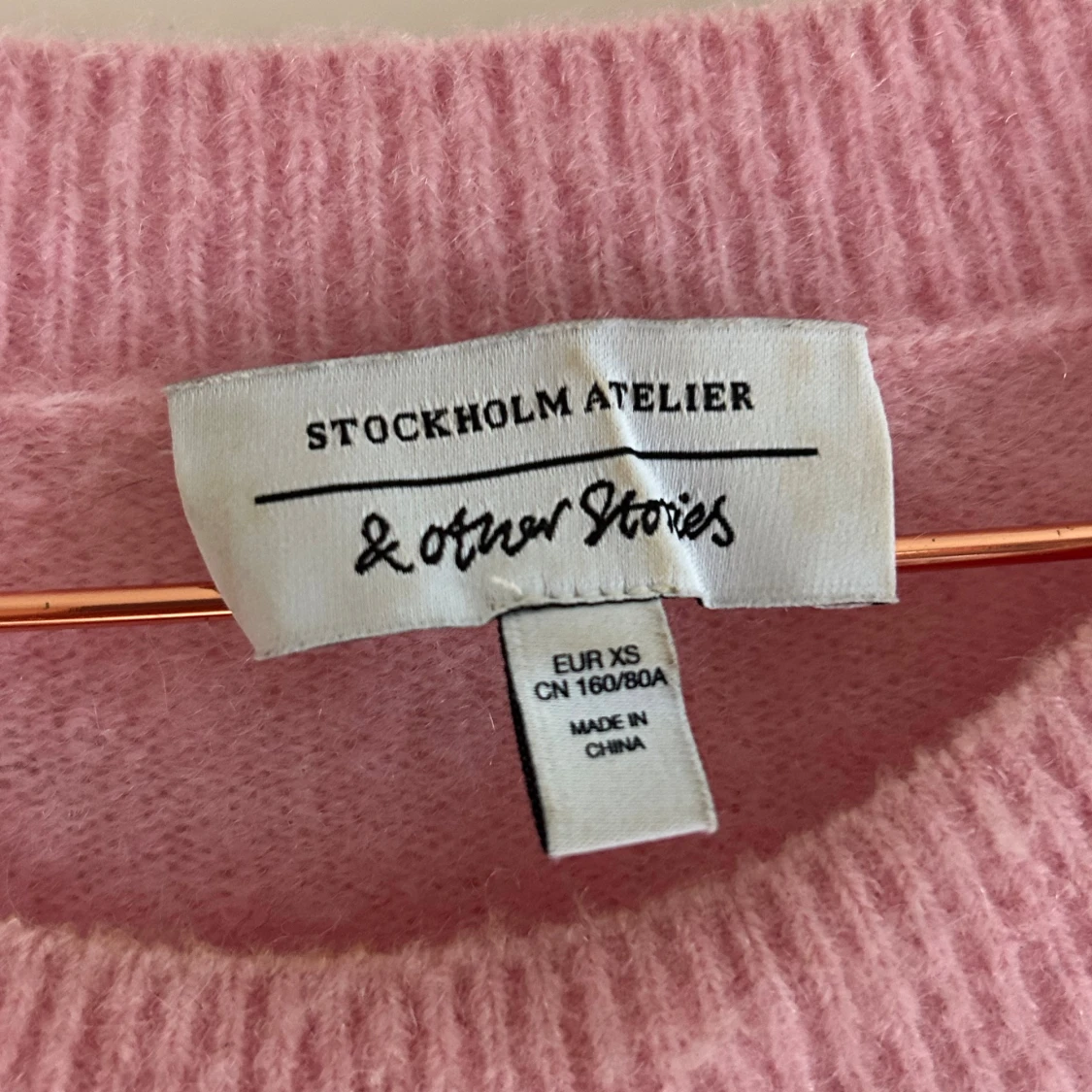 Rosa stickad tröja från & Other Stories - 3