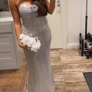 Asos klänning - Asos klänning storlek 34. 200 kr