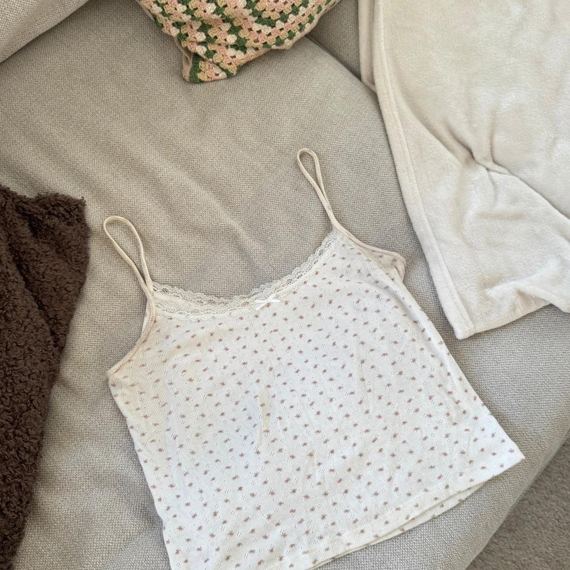 Blommig linnetopp från John Galt