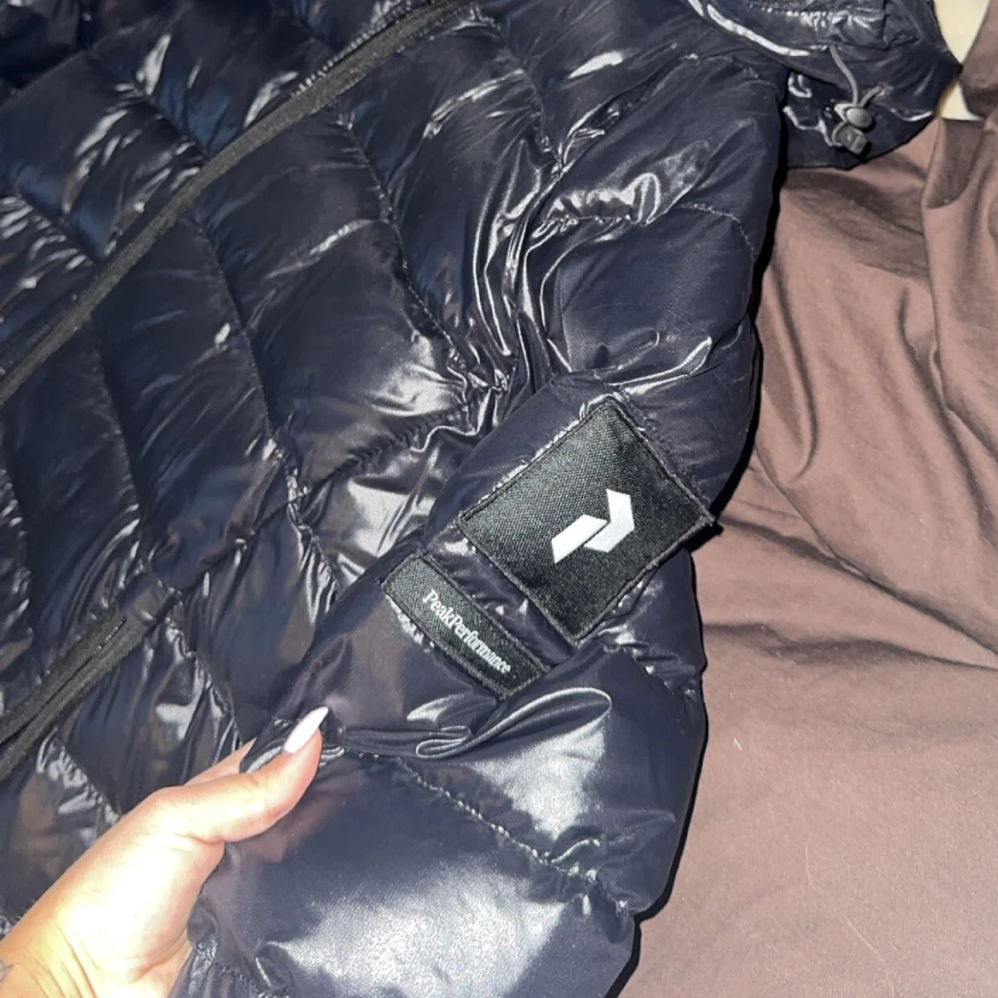 Svart dunjacka  Peak Performance - 3