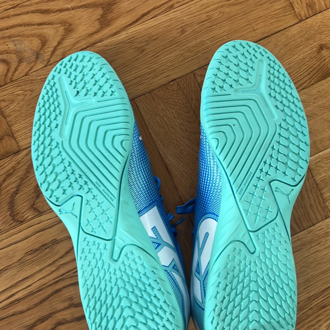 Blåa Puma inomhus skor - 2