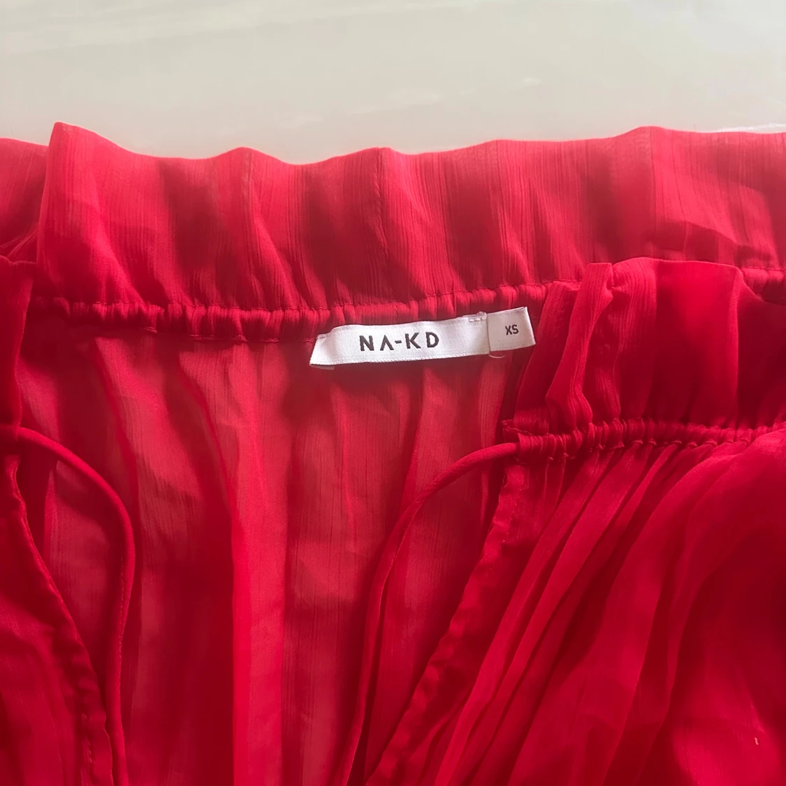 Röd omlottklänning från NA-KD XS - 2