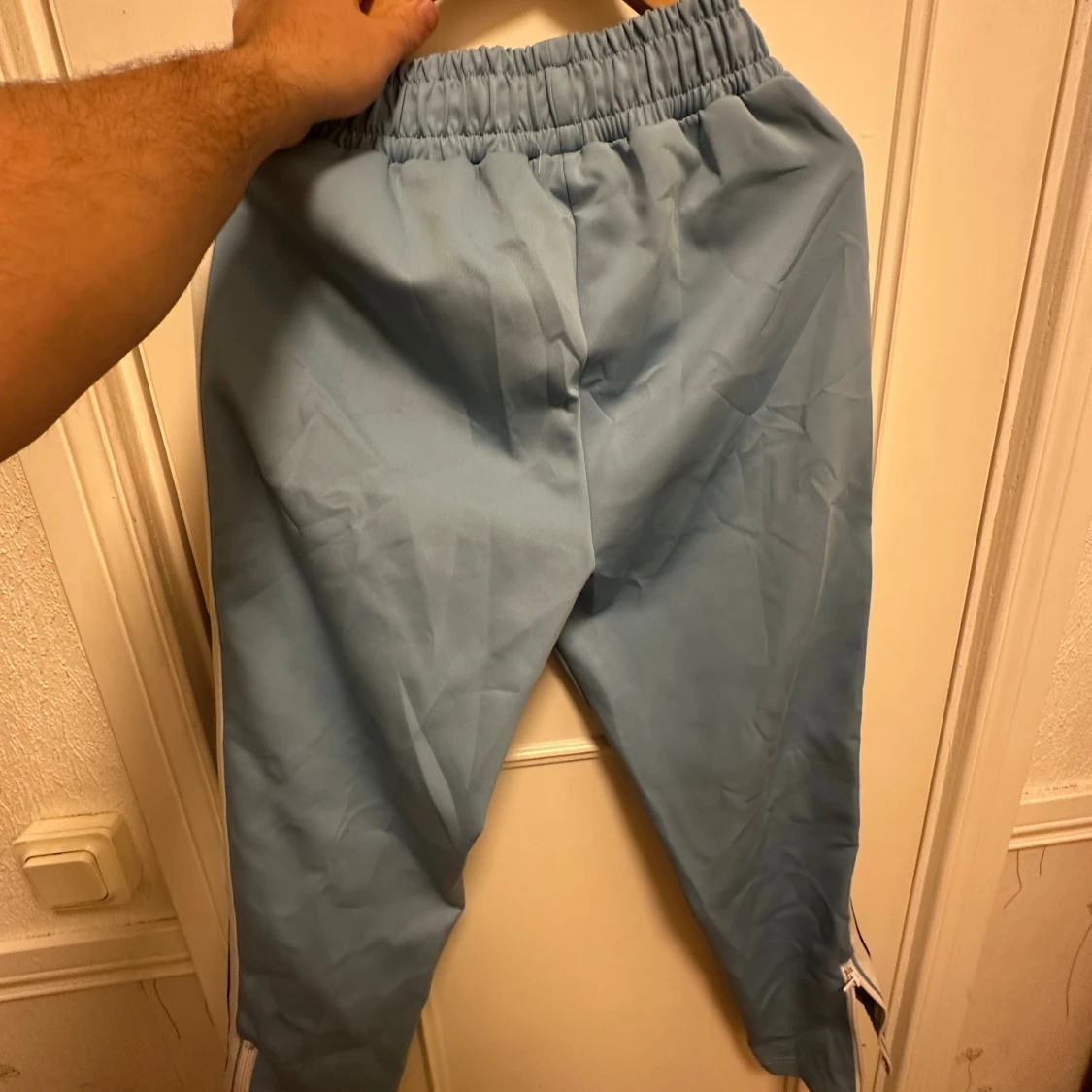 Palm Angels ljusblå mjukisbyxor - 2