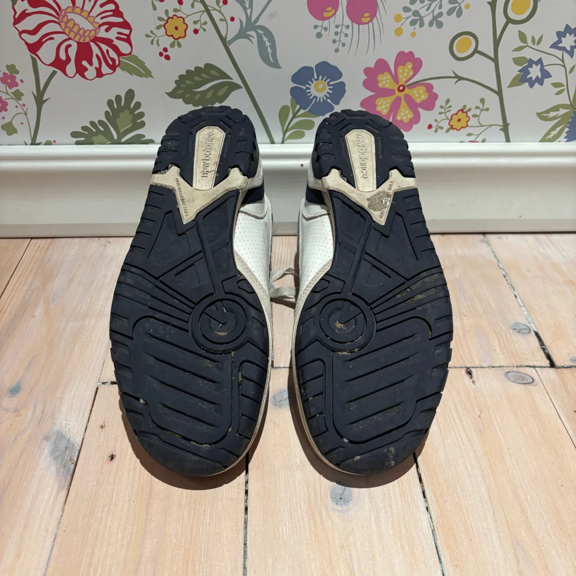 New Balance 550 sneakers beige/vit och navy blue  - 4